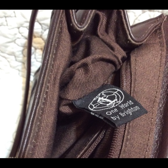 Brighton Crossbody - Picture 6 of 9